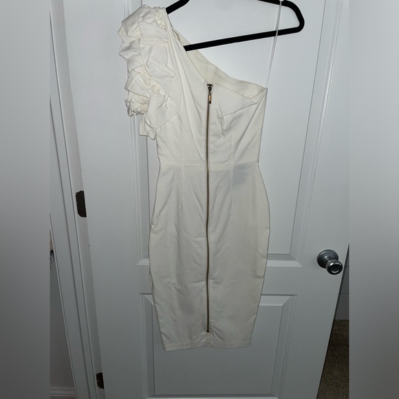 Vesper White One Shoulder ruffle detail Midi Dress Women’s US size 2 - Picture 4 of 9